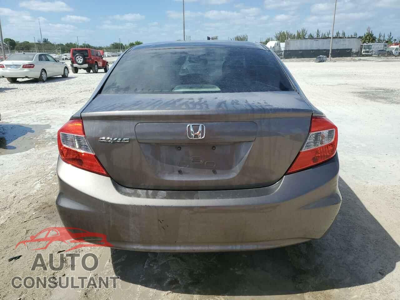 HONDA CIVIC 2012 - 2HGFB2F80CH514042