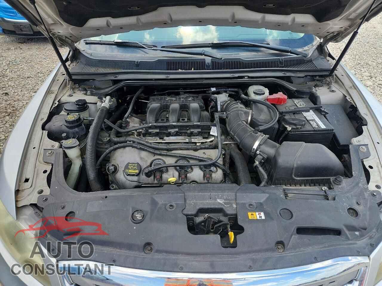 FORD TAURUS 2011 - 1FAHP2EW0BG185304