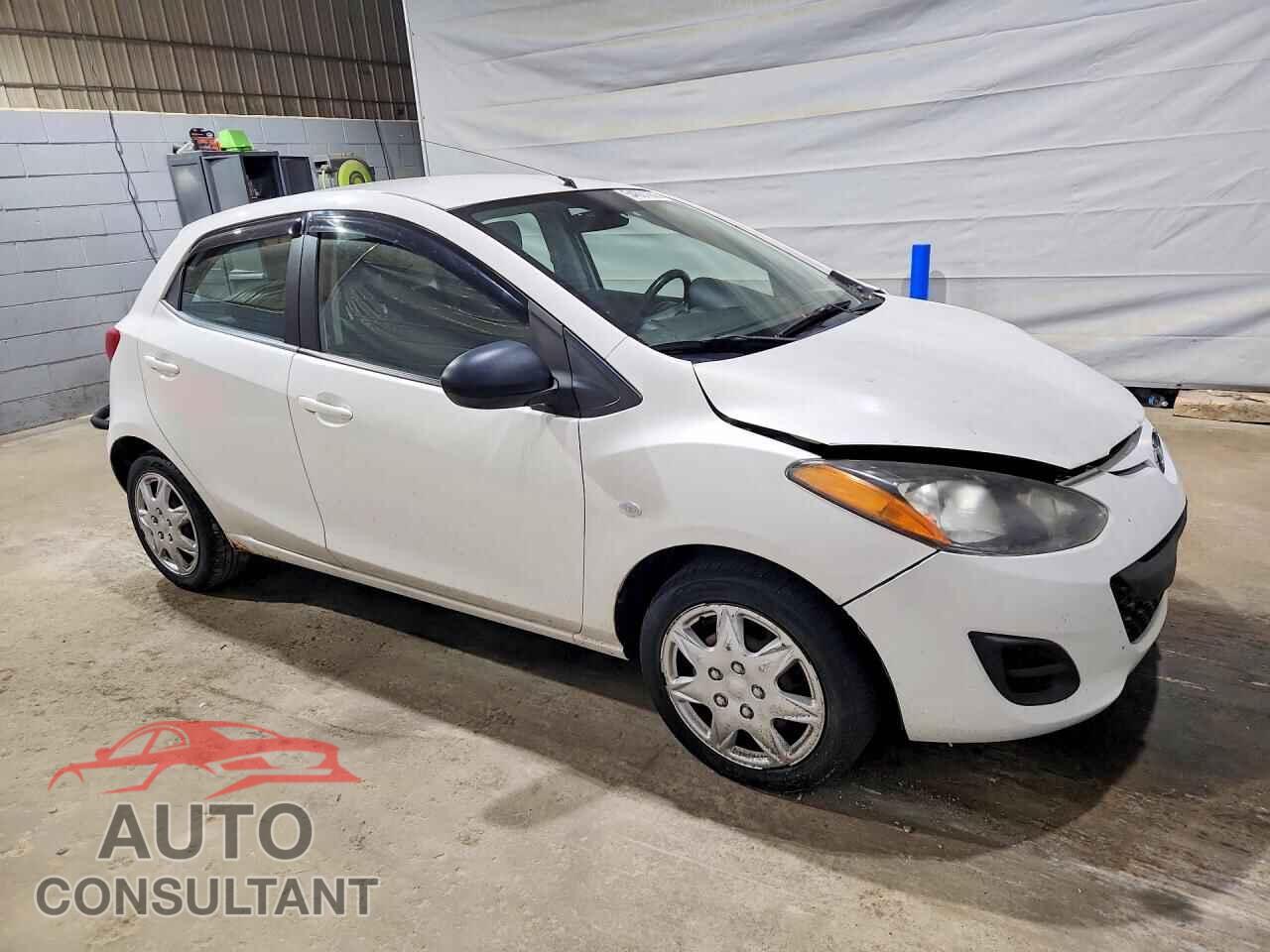 MAZDA 2 2014 - JM1DE1KY7E0181584