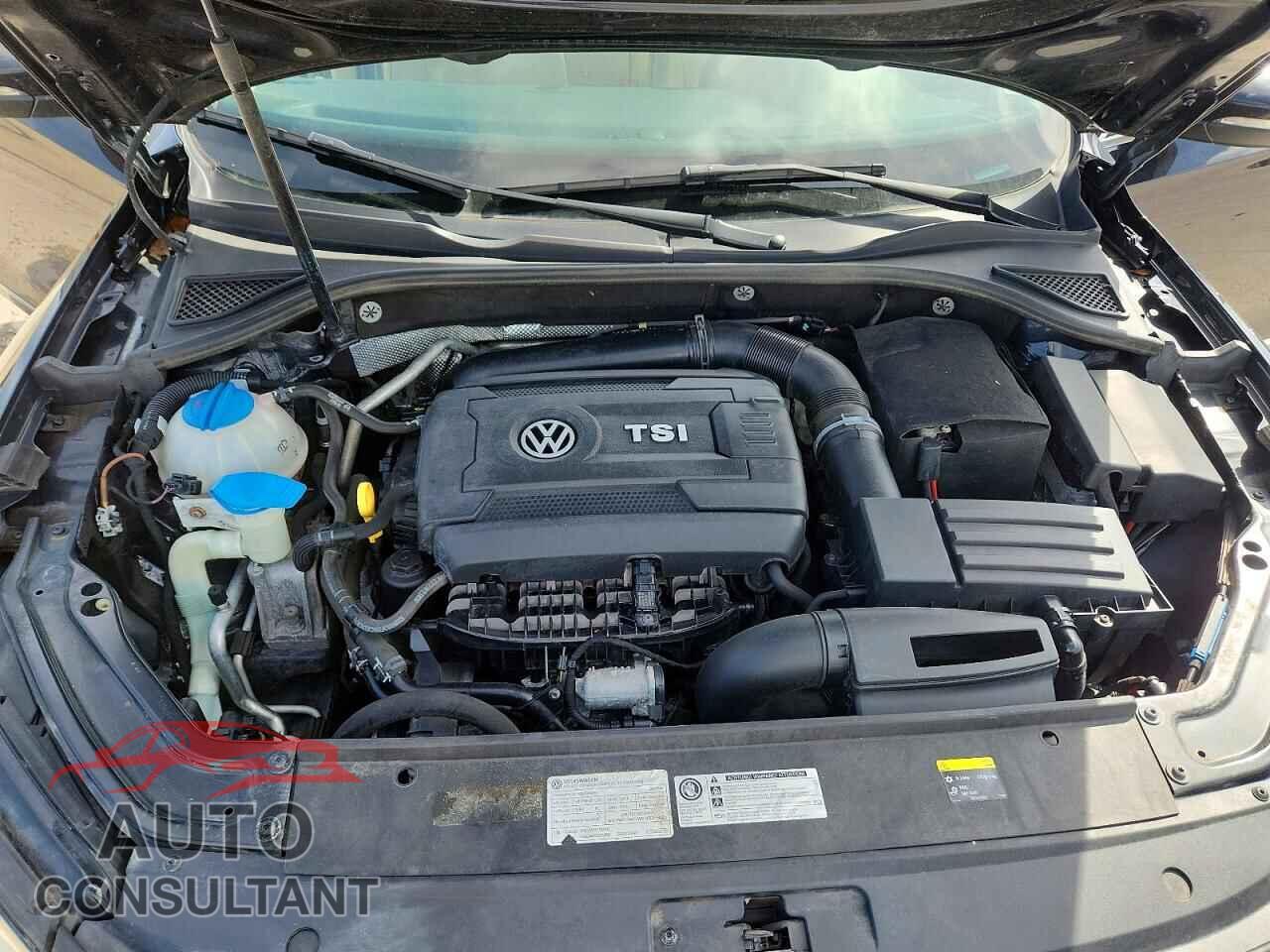 VOLKSWAGEN PASSAT 2017 - 1VWBT7A31HC007340