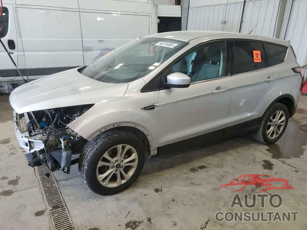 FORD ESCAPE 2017 - 1FMCU9G90HUD29792