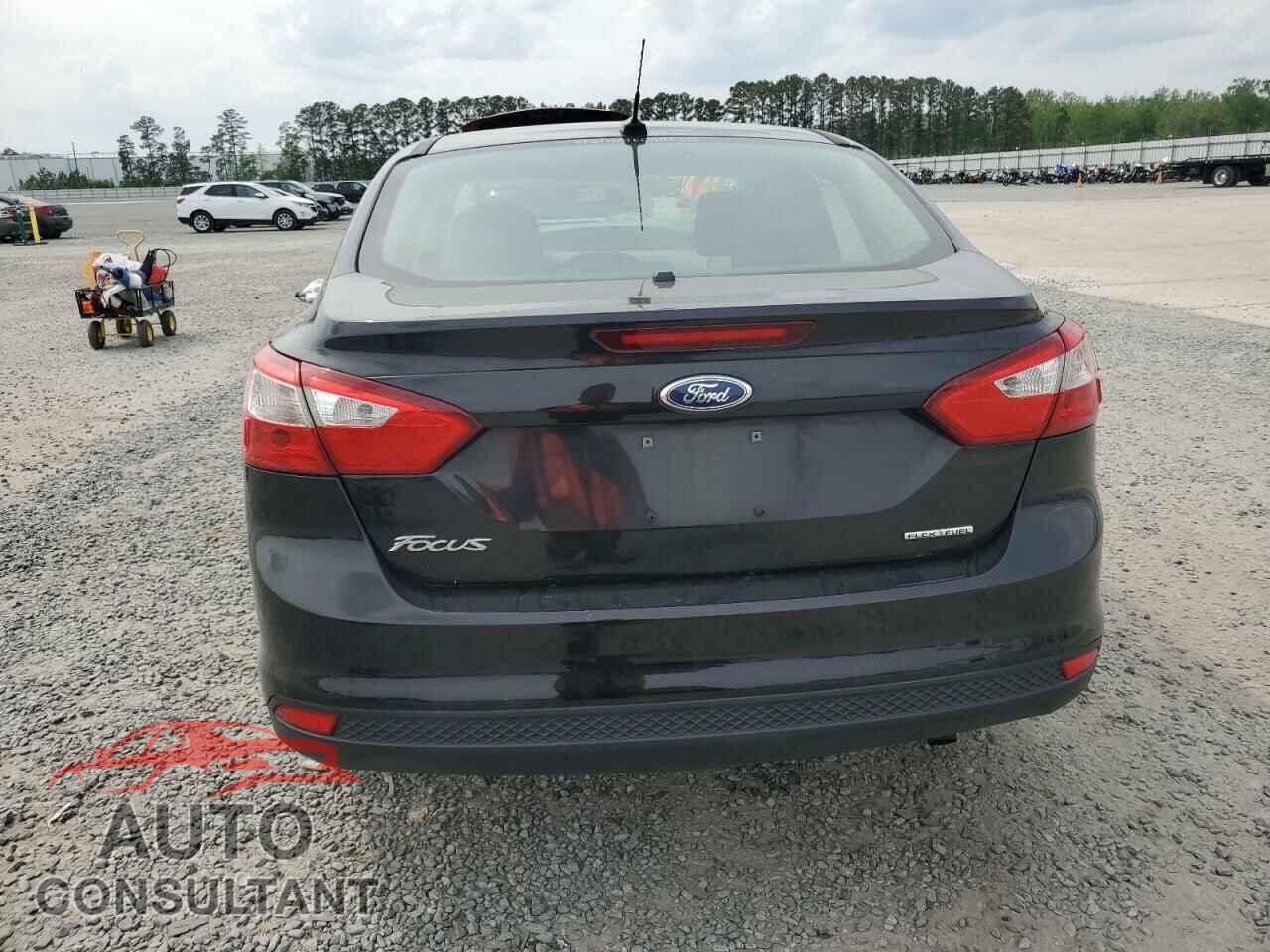 FORD FOCUS 2013 - 1FADP3E21DL155952