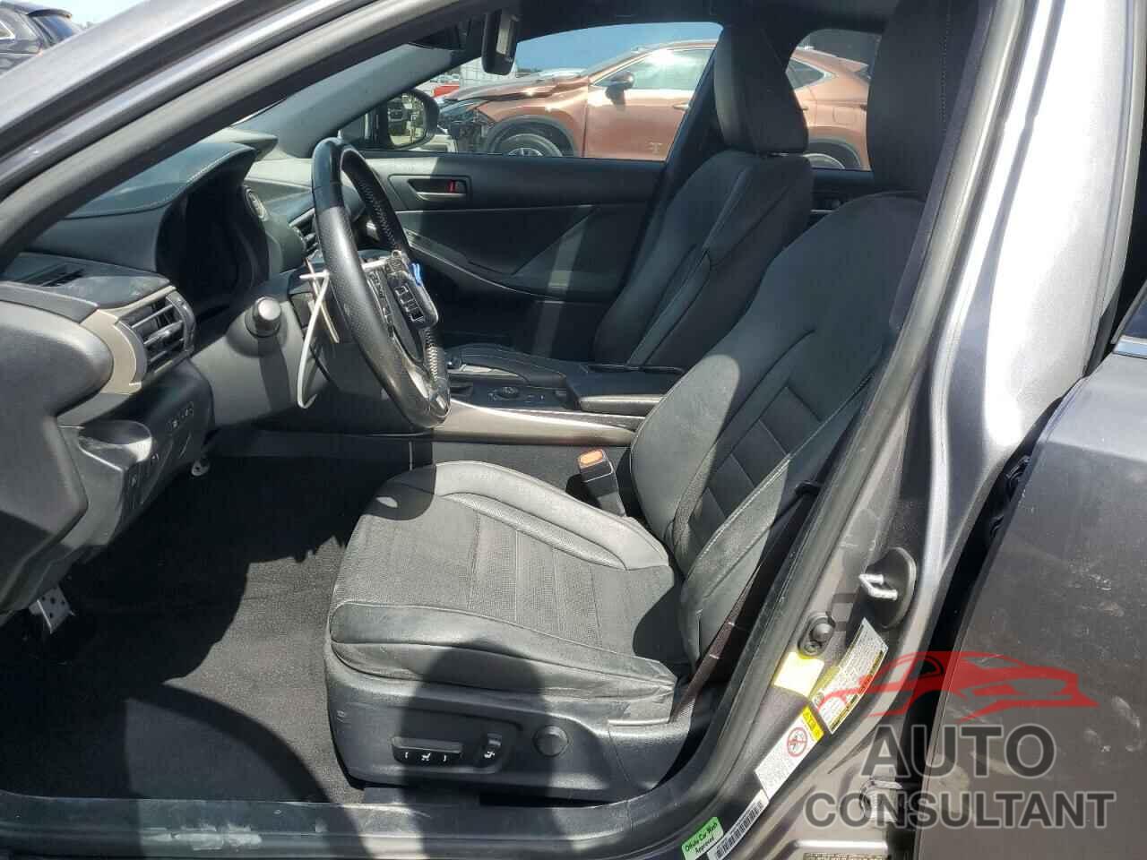 LEXUS IS 2017 - JTHBA1D26H5055430
