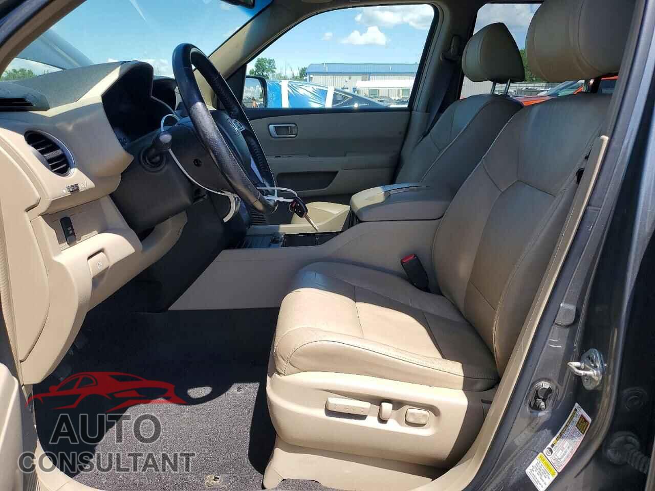 HONDA PILOT 2009 - 5FNYF48559B048651