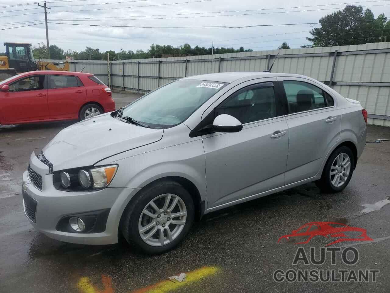 CHEVROLET SONIC 2013 - 1G1JC5SH3D4103125