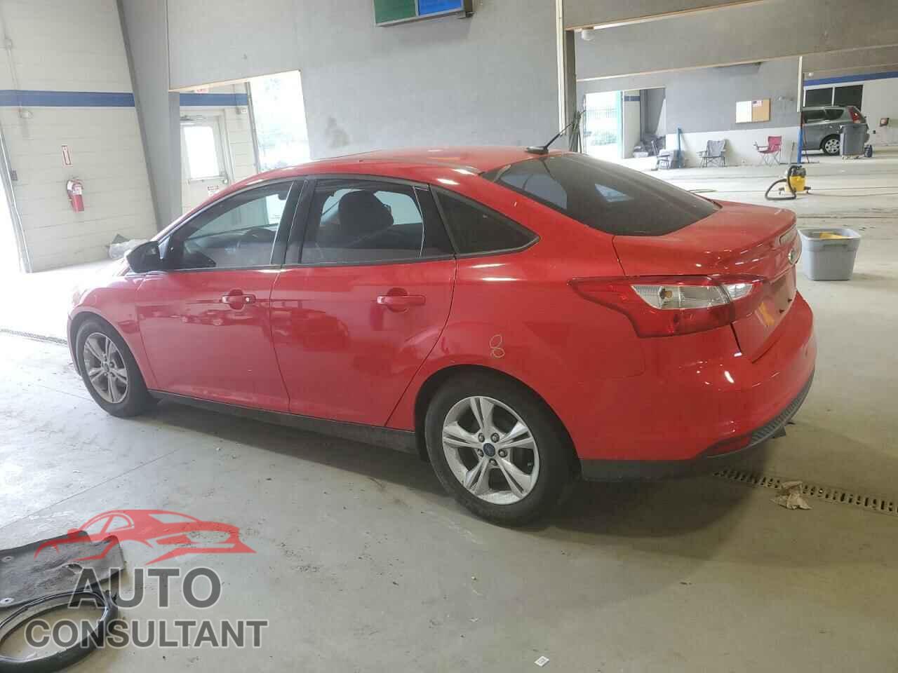 FORD FOCUS 2014 - 1FADP3F2XEL243947