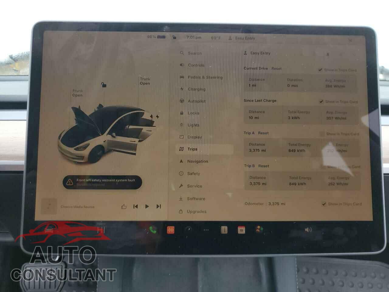 TESLA MODEL 3 2023 - 5YJ3E1EA2PF672157