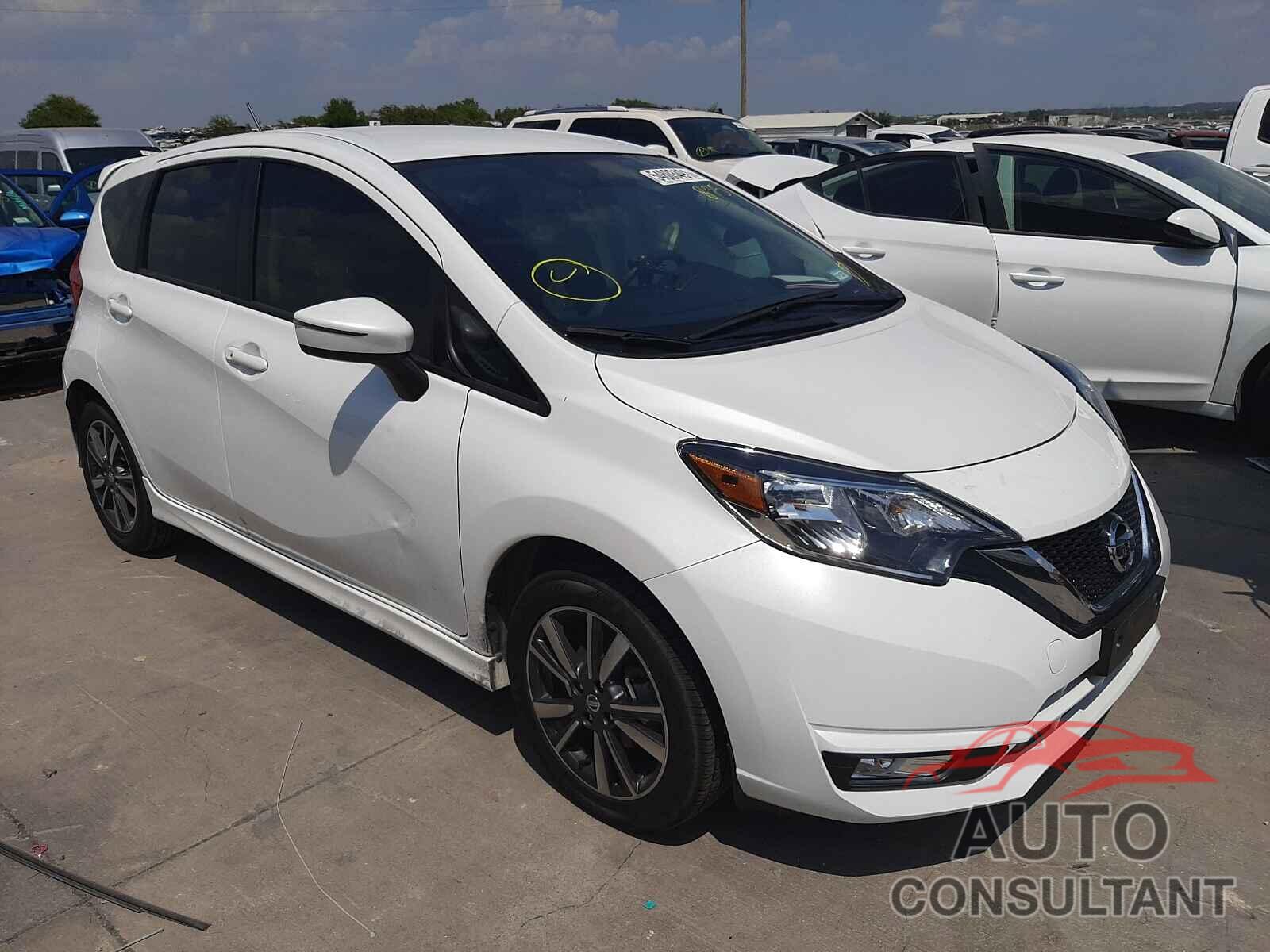 NISSAN VERSA 2018 - 3N1CE2CP0JL355924