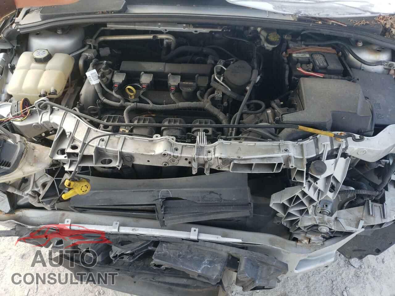 FORD FOCUS 2013 - 1FADP3F26DL104266