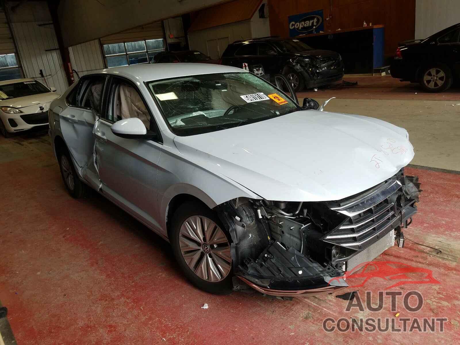 VOLKSWAGEN JETTA 2019 - 3VWCB7BU4KM139660