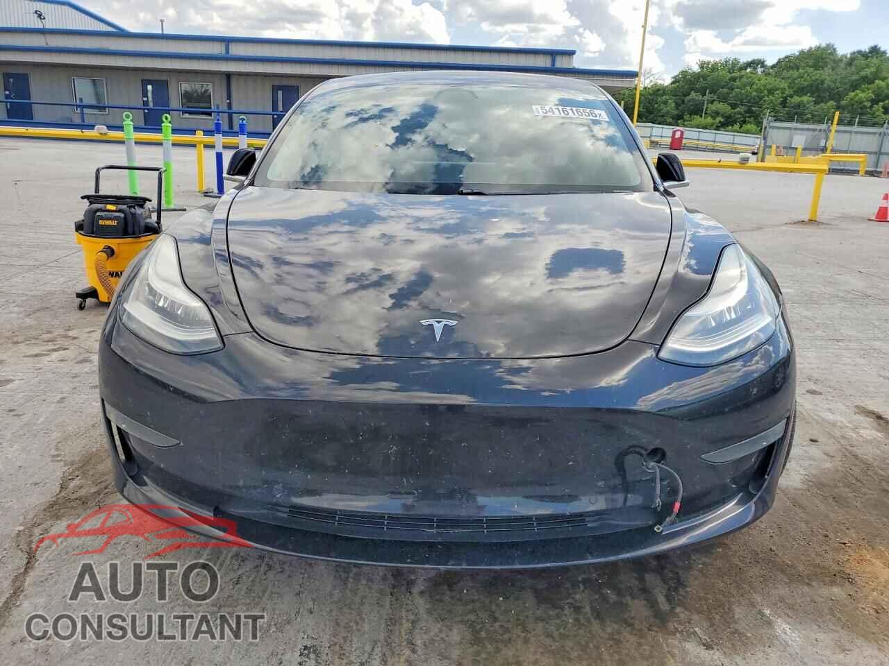 TESLA MODEL 3 2019 - 5YJ3E1EA8KF357470