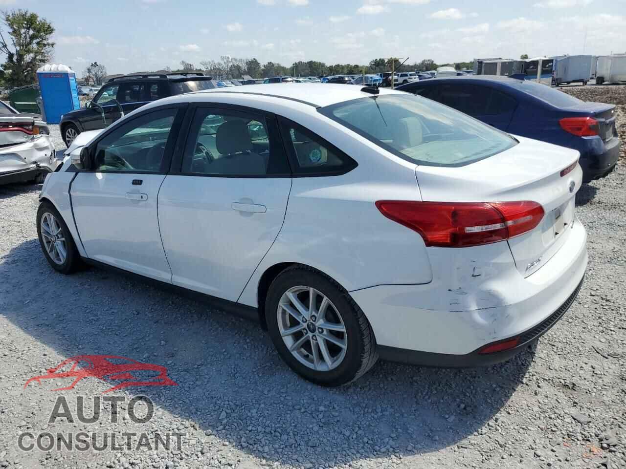 FORD FOCUS 2015 - 1FADP3F22FL259660
