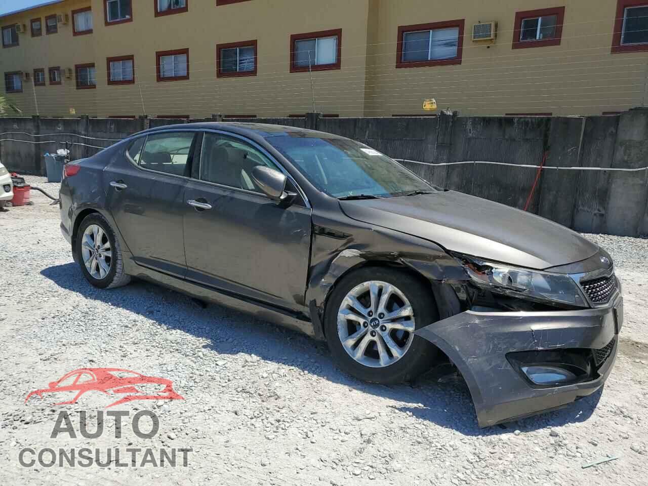 KIA OPTIMA 2011 - KNAGN4A79B5168225