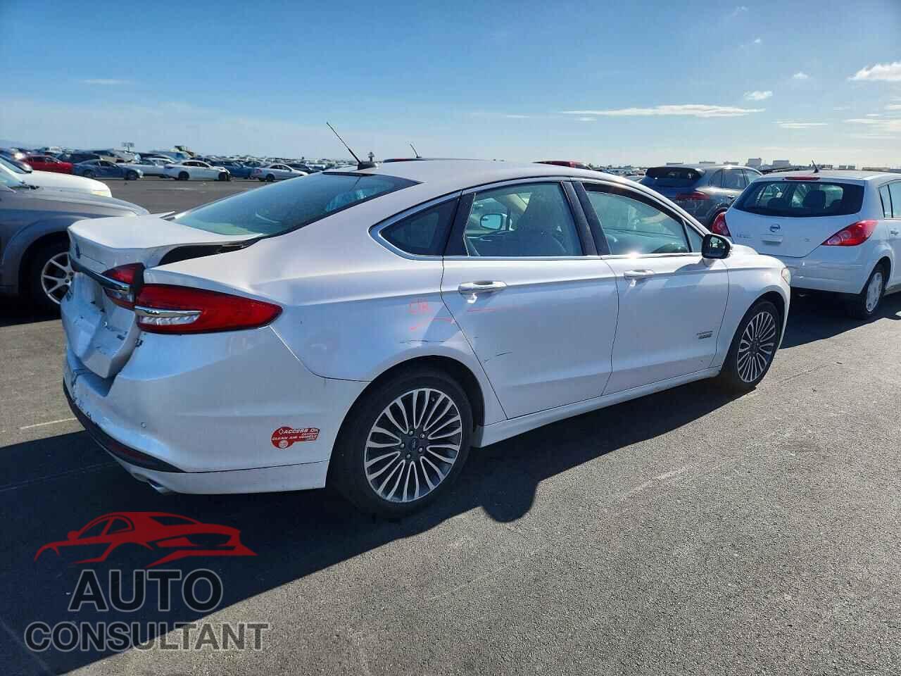 FORD FUSION 2017 - 3FA6P0PU2HR306679