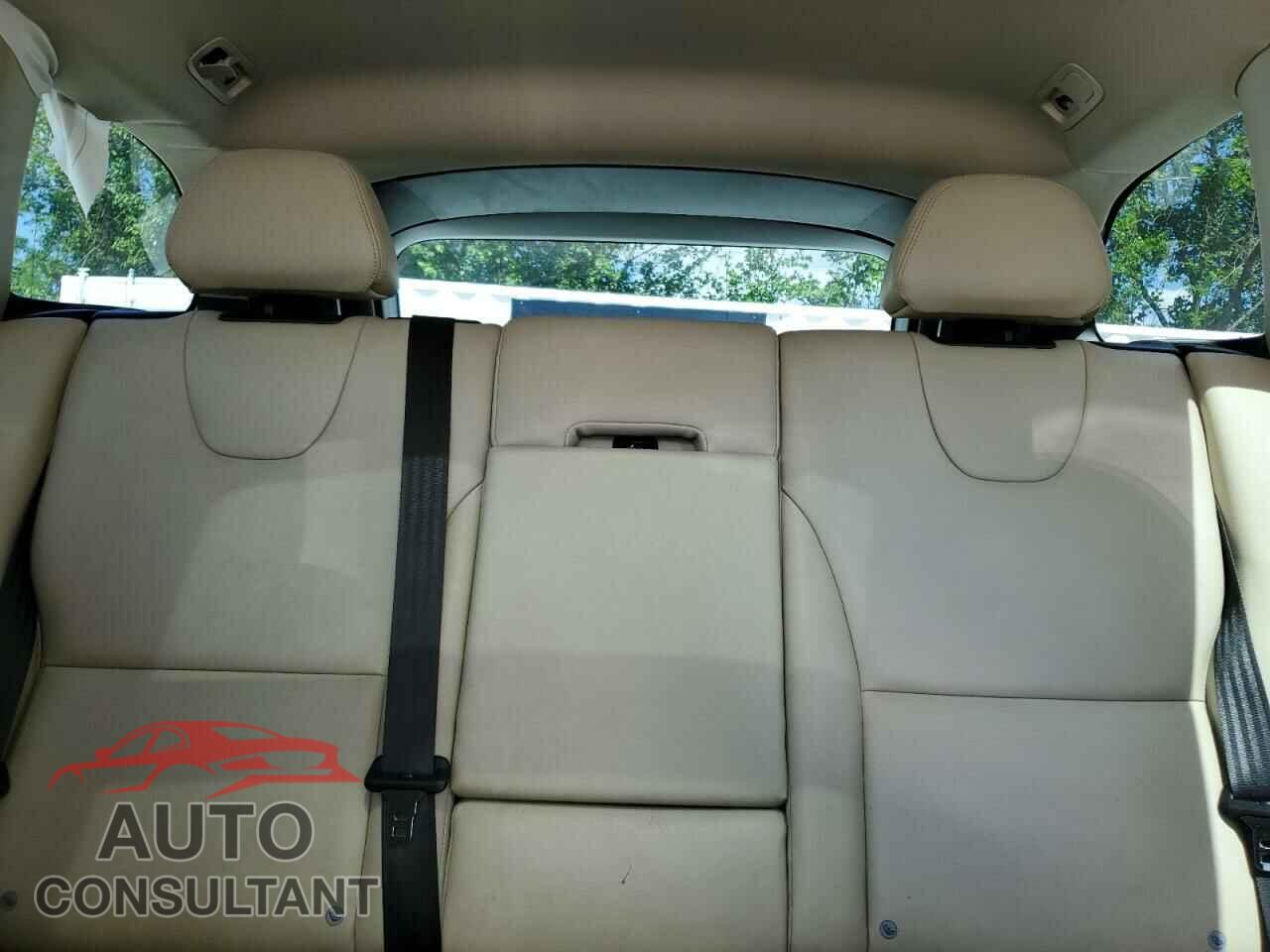 VOLVO XC60 2017 - YV440MRU2H2176155