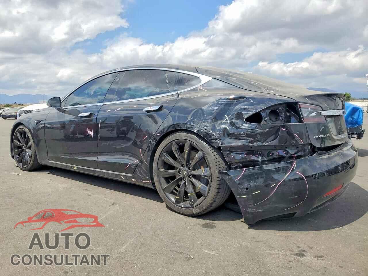 TESLA MODEL S 2018 - 5YJSA1E23JF276987