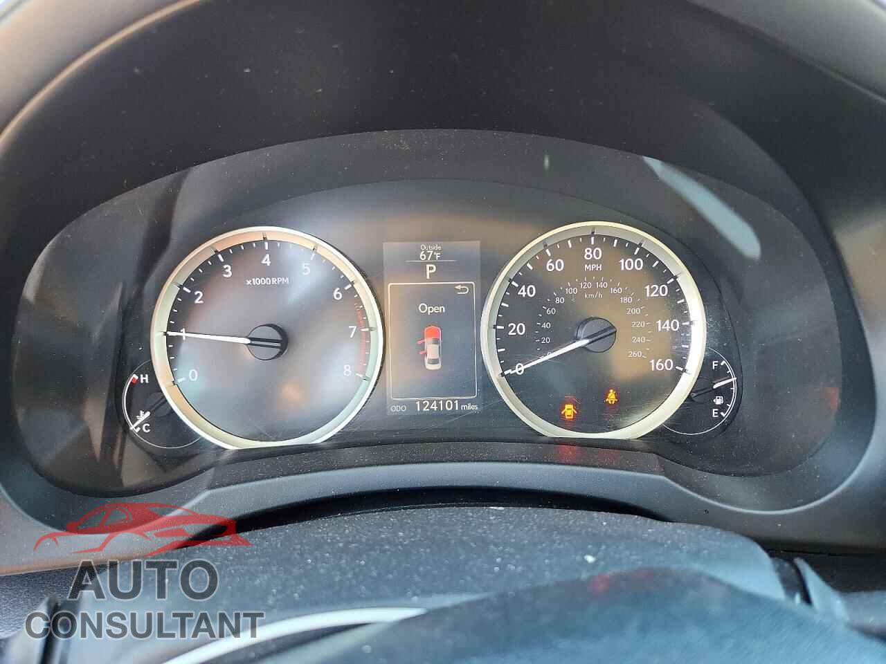 LEXUS IS 2015 - JTHCF1D24F5019478