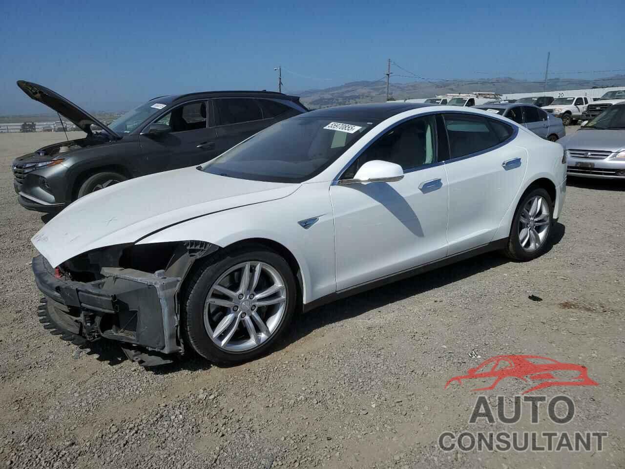 TESLA MODEL S 2012 - 5YJSA1CN3CFP01916