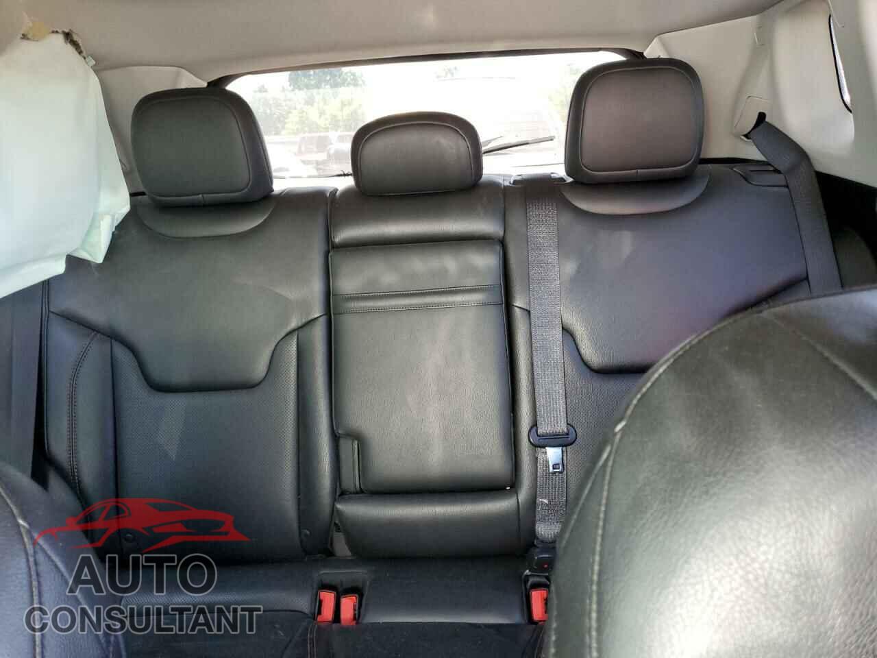 JEEP COMPASS 2018 - 3C4NJDCB2JT314857