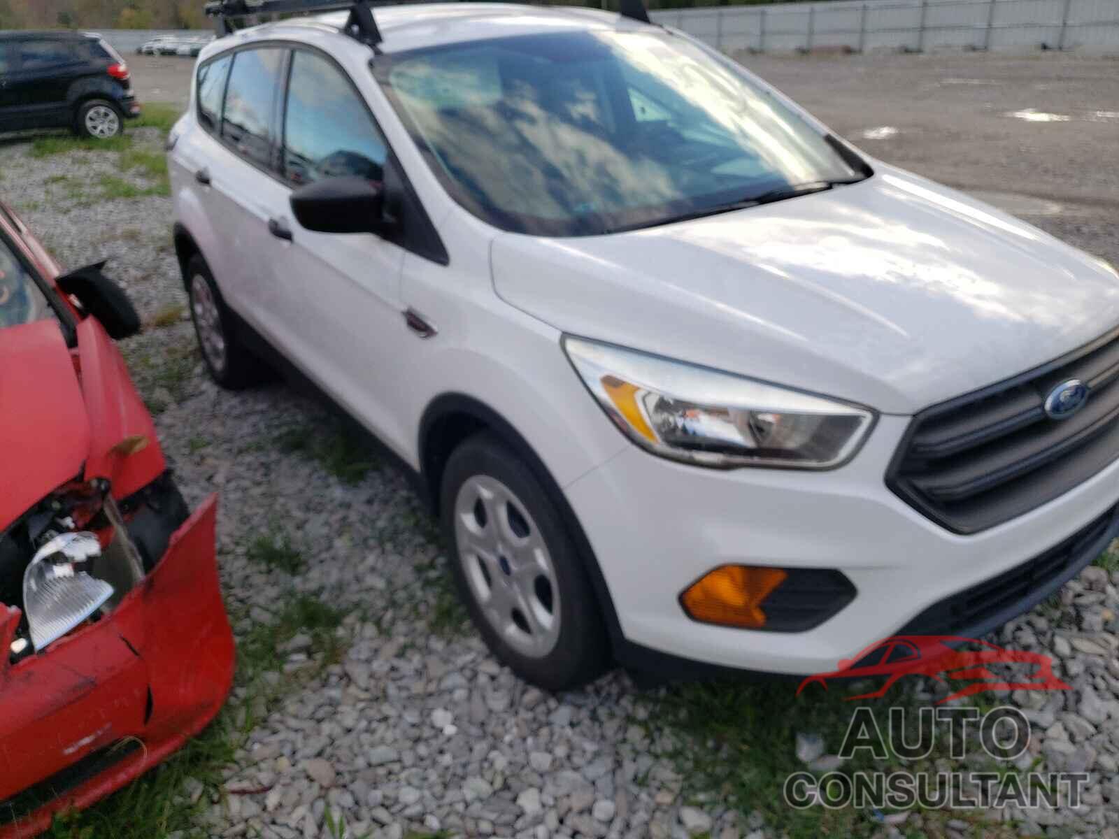 FORD ESCAPE 2017 - 1FMCU0F76HUC04873