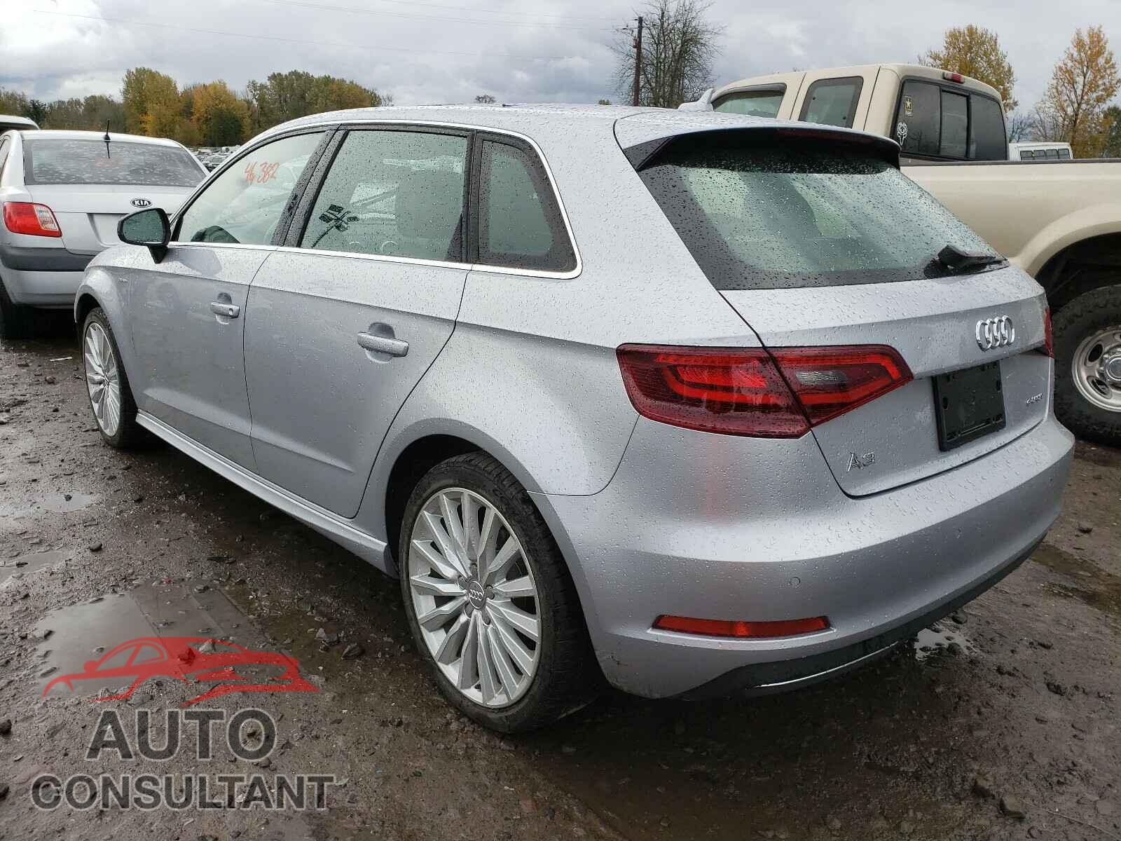 AUDI A3 2016 - WAUTPBFF5GA080297