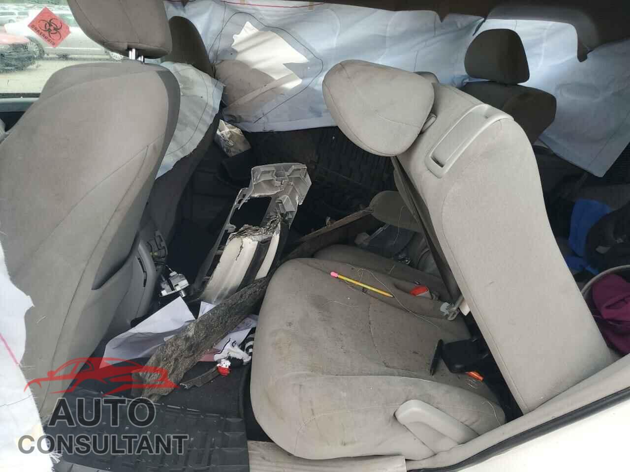 TOYOTA HIGHLANDER 2013 - 5TDBK3EH8DS234750