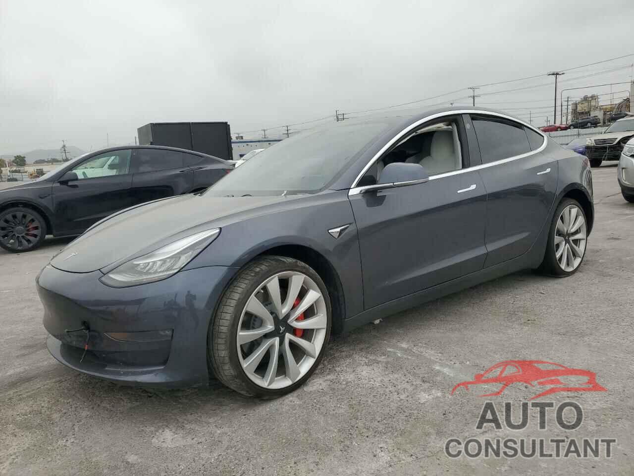 TESLA MODEL 3 2019 - 5YJ3E1EB2KF528769