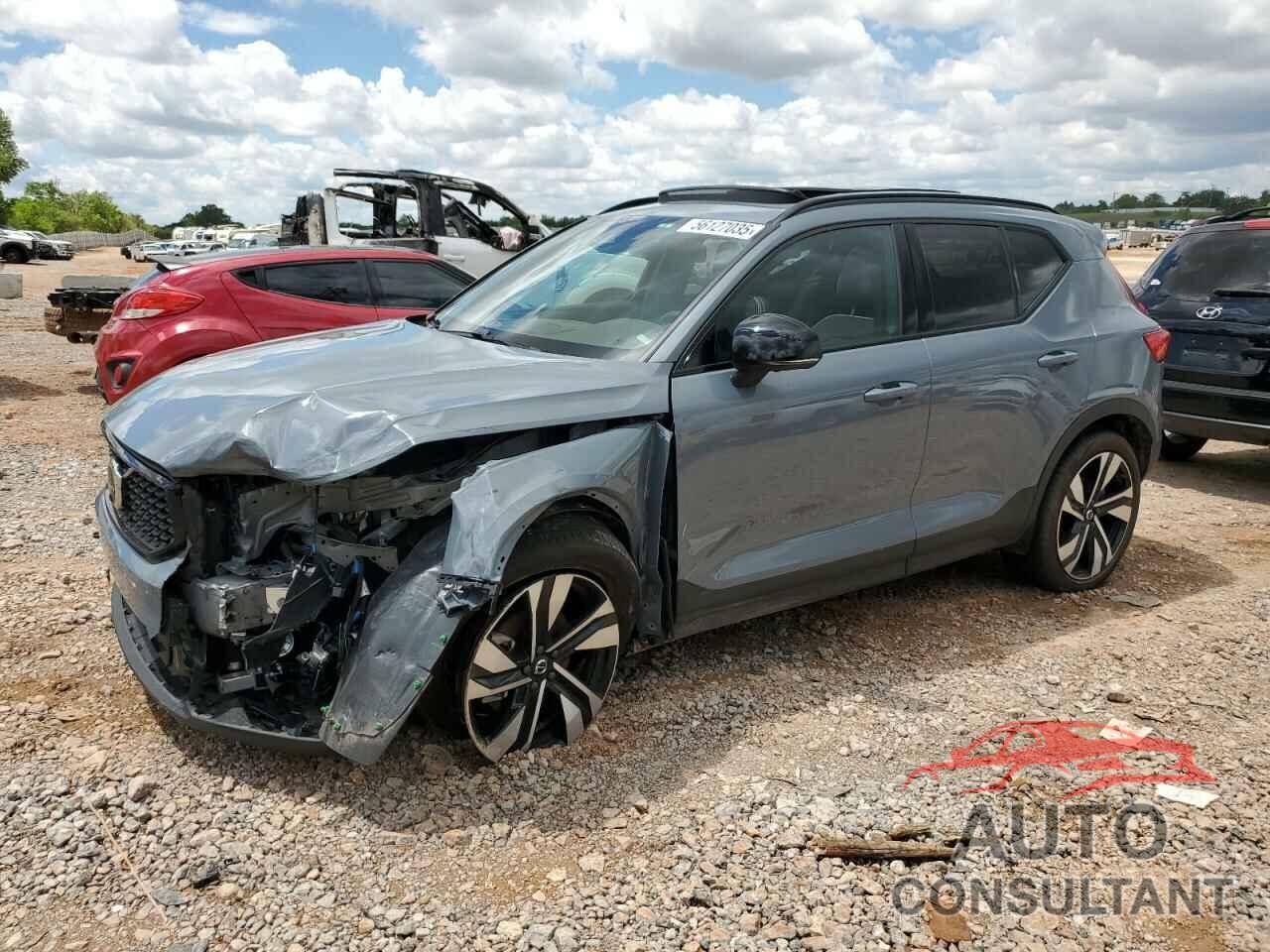 VOLVO XC40 PLUS 2023 - YV4L12UW1P2007040