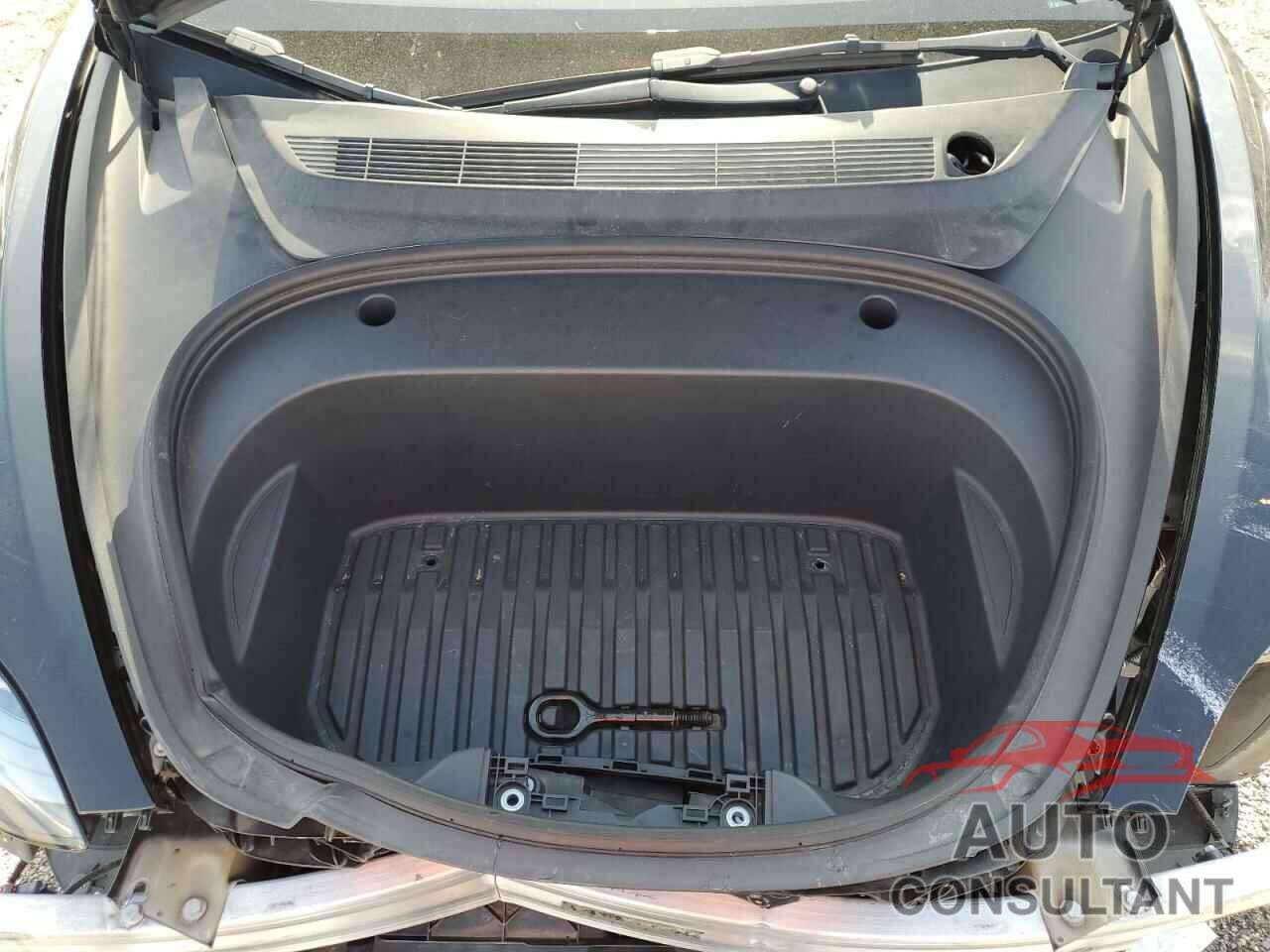 TESLA MODEL 3 2023 - 5YJ3E1EA0PF449163