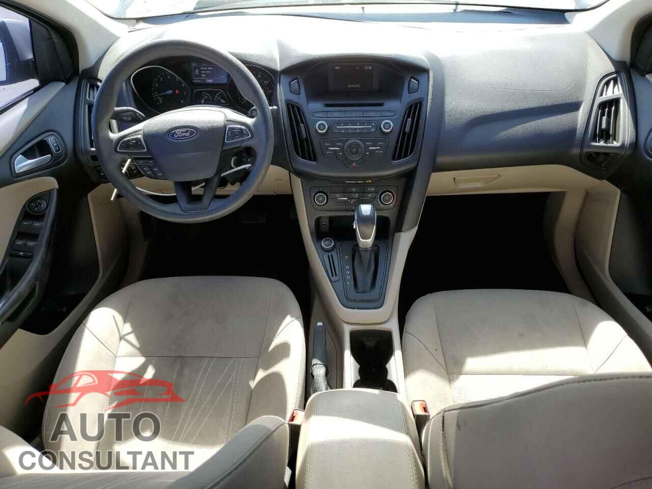 FORD FOCUS 2015 - 1FADP3F22FL287264