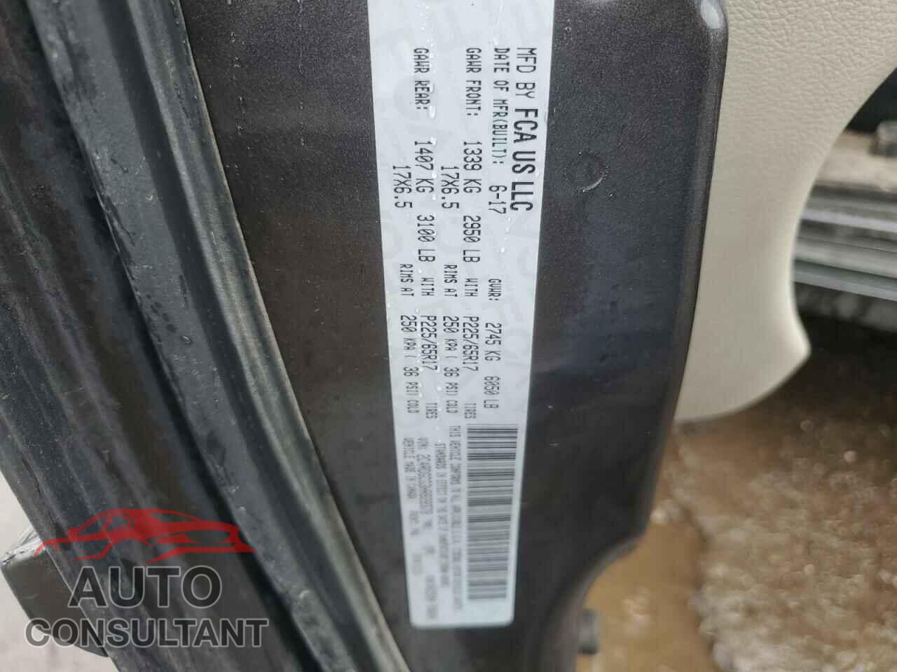 DODGE CARAVAN 2017 - 2C4RDGCG3HR828378