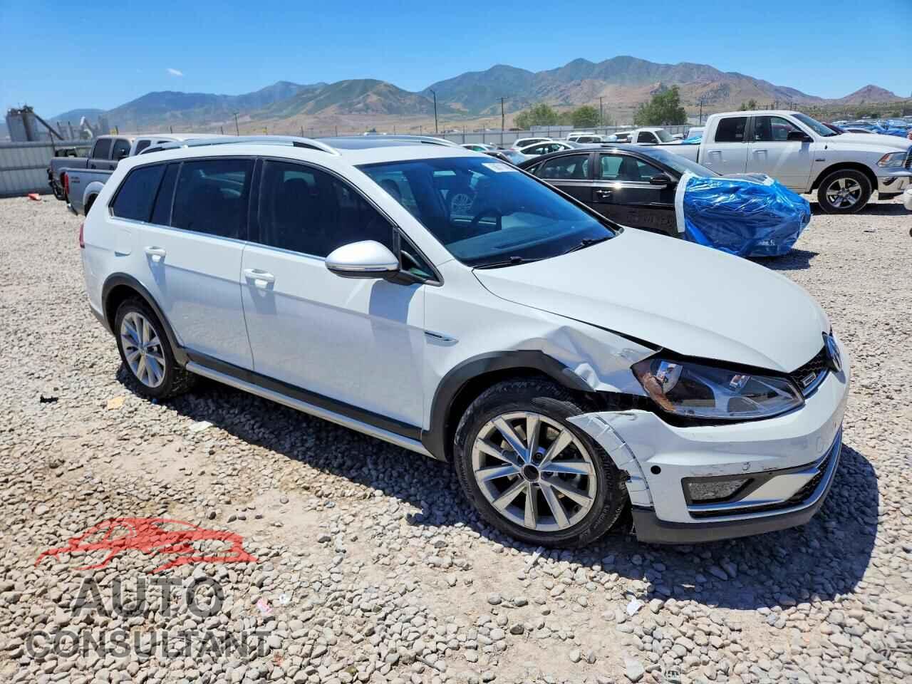 VOLKSWAGEN GOLF 2017 - 3VWH17AU1HM536486