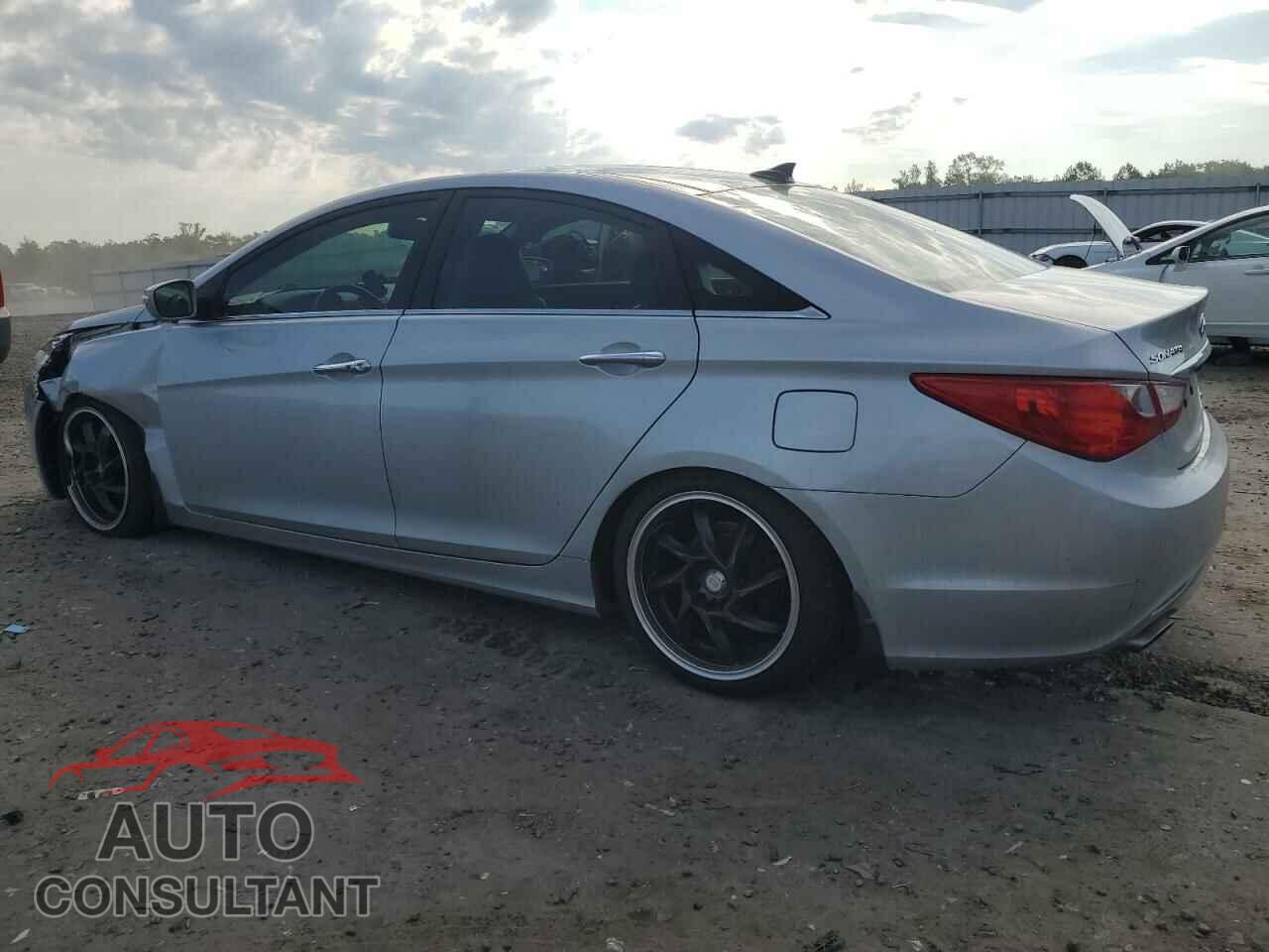 HYUNDAI SONATA 2011 - 5NPEC4AB5CH360599