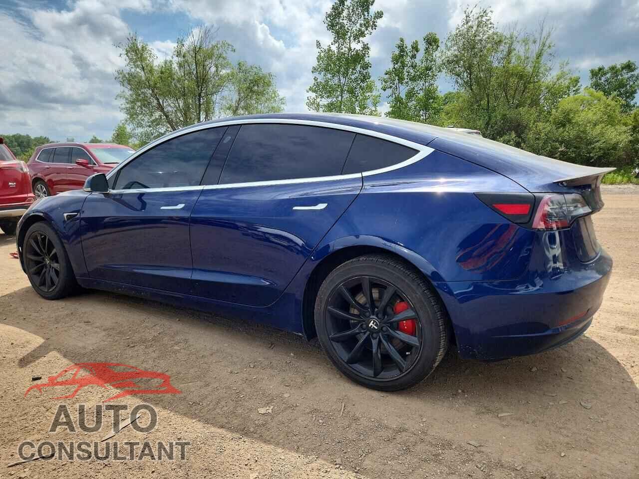 TESLA MODEL 3 2018 - 5YJ3E1EB8JF074199