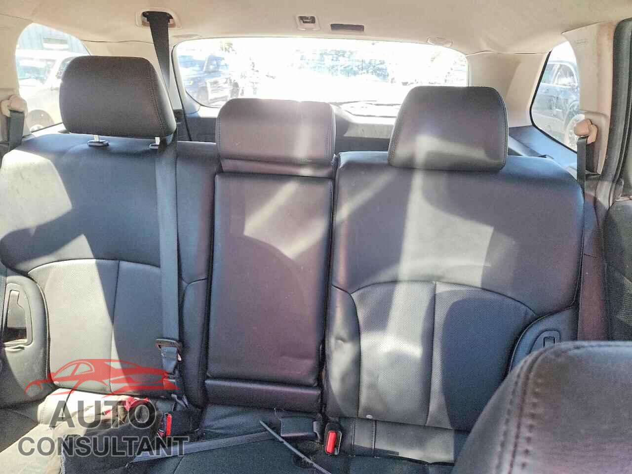 SUBARU OUTBACK 2014 - 4S4BRCLC4E3215128