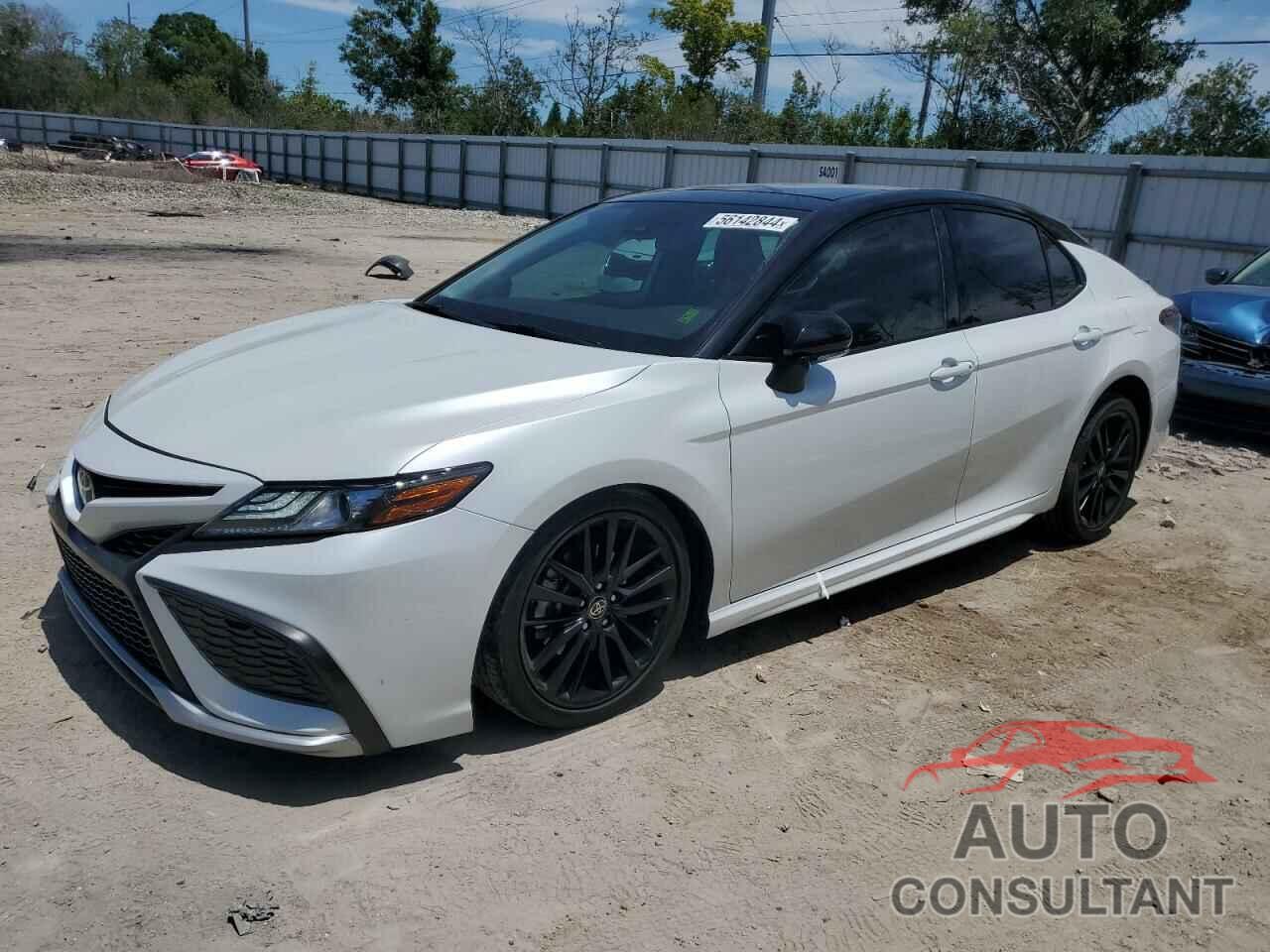 TOYOTA CAMRY 2021 - 4T1K61AK8MU462667
