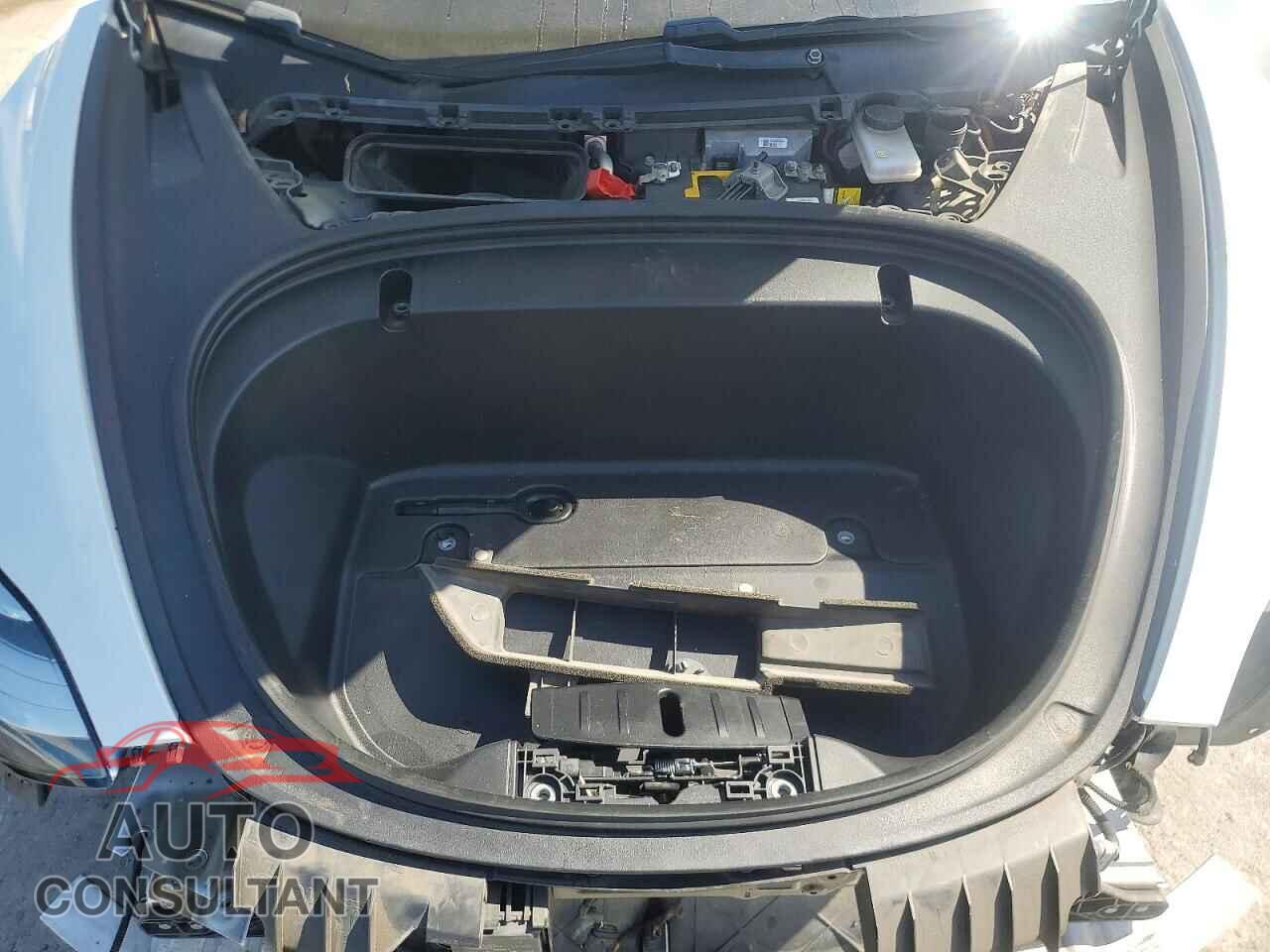 TESLA MODEL 3 2020 - 5YJ3E1EA7LF739894