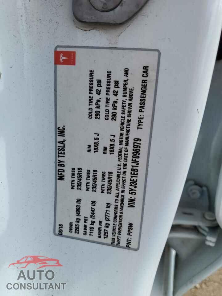 TESLA MODEL 3 2018 - 5YJ3E1EB1JF096979