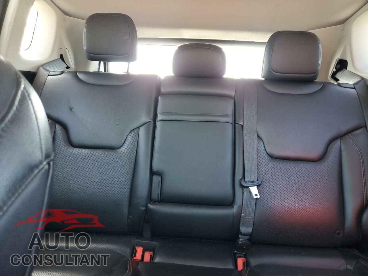 JEEP COMPASS 2018 - 3C4NJDCBXJT135496