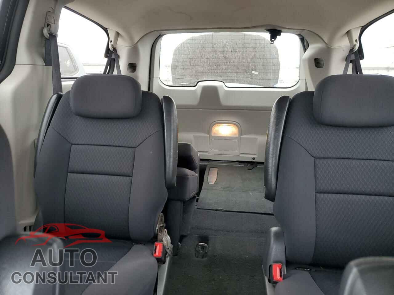 DODGE CARAVAN 2010 - 2D4RN5D11AR273404