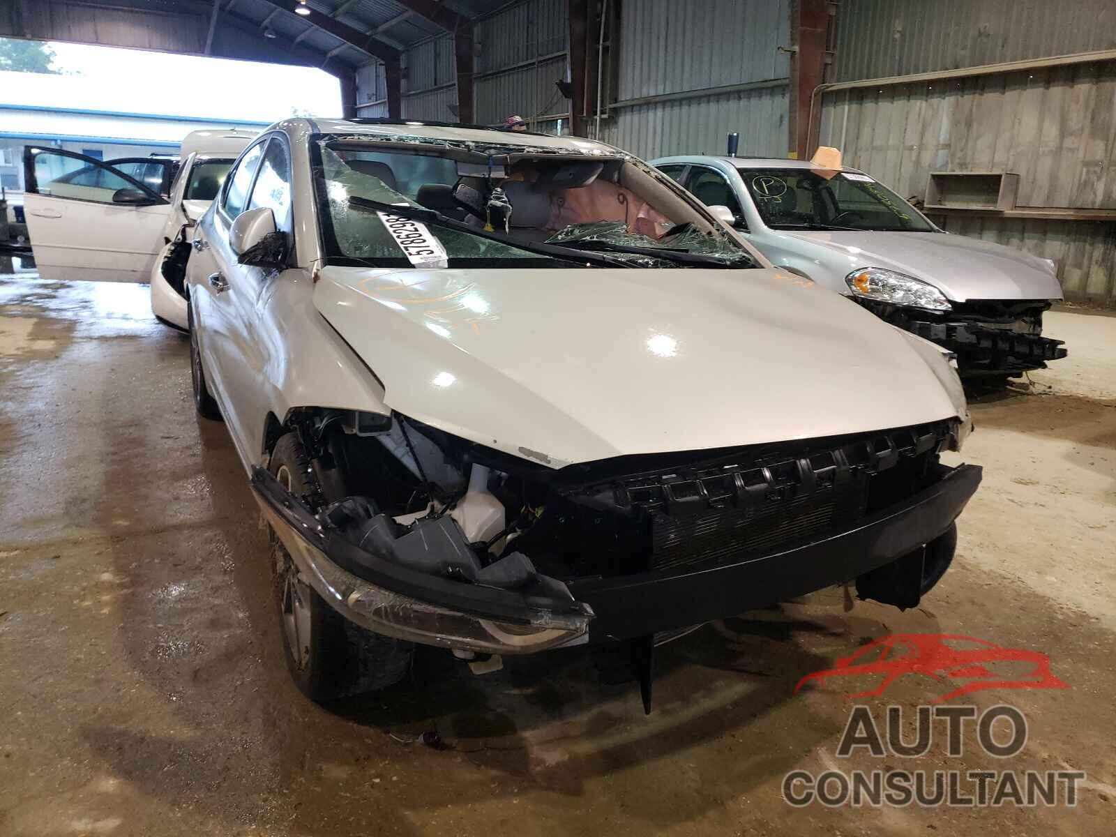 HYUNDAI ACCENT 2017 - 5NPD84LF4HH098854
