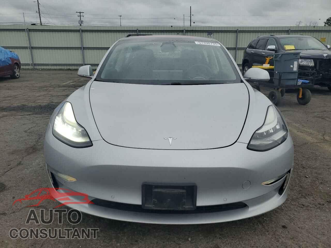TESLA MODEL 3 2018 - 5YJ3E1EA3JF038024