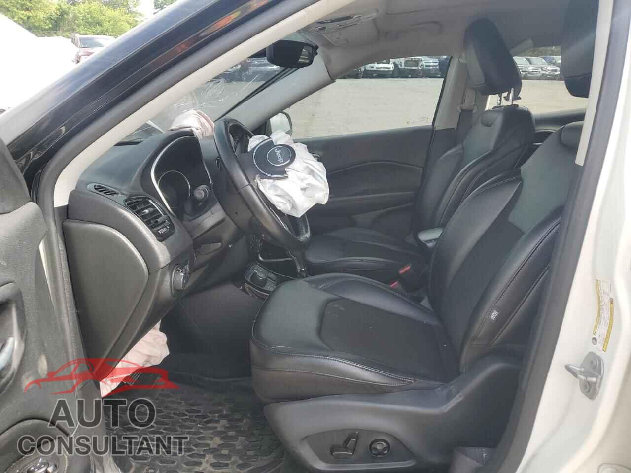 JEEP COMPASS 2021 - 3C4NJDBB0MT593120