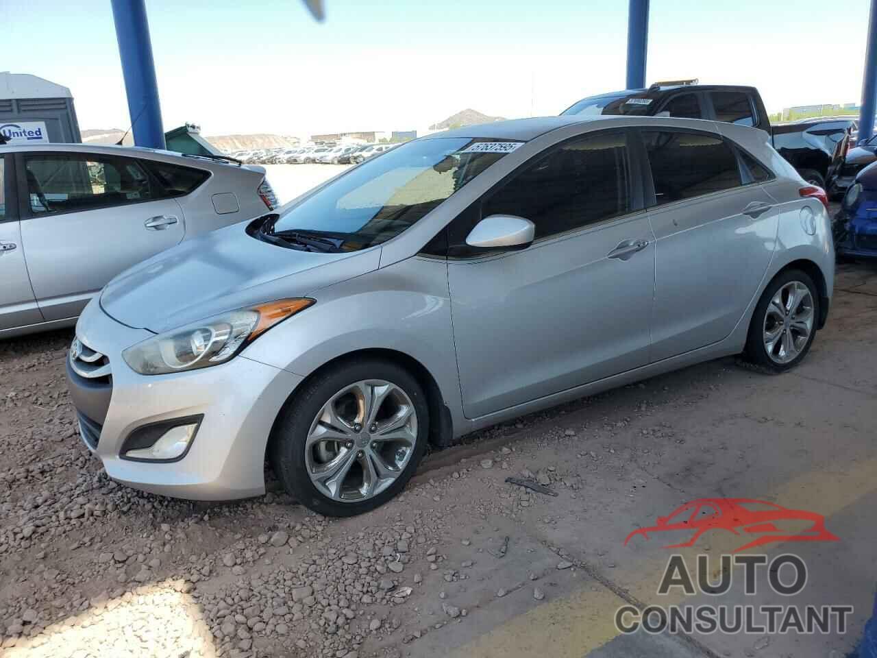 HYUNDAI ELANTRA 2013 - KMHD35LE5DU067166