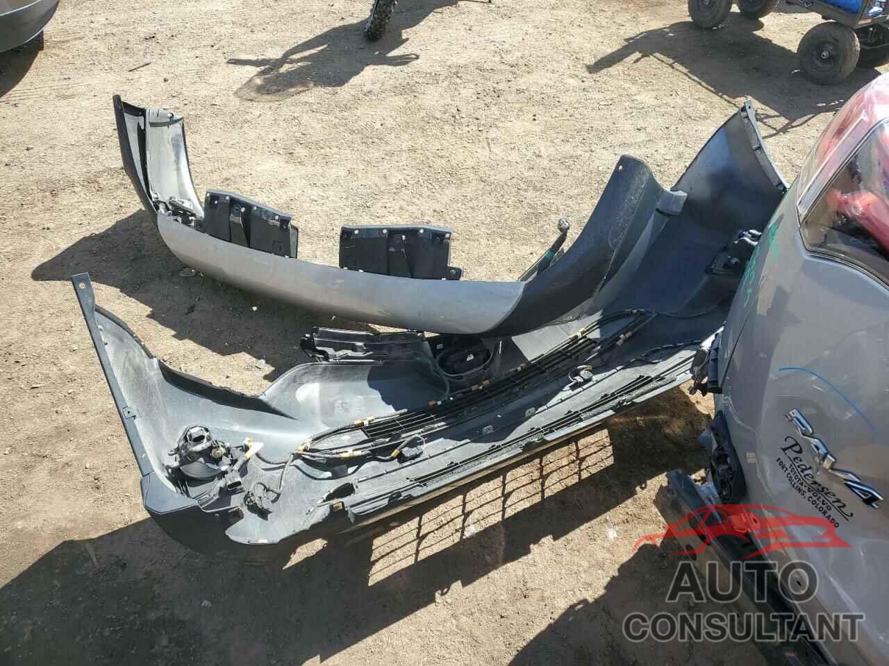 TOYOTA RAV4 2018 - 2T3RFREV6JW728675