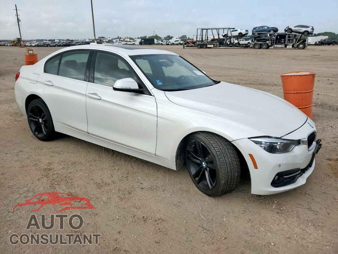 BMW 3 SERIES 2017 - WBA8B9G39HNU55152