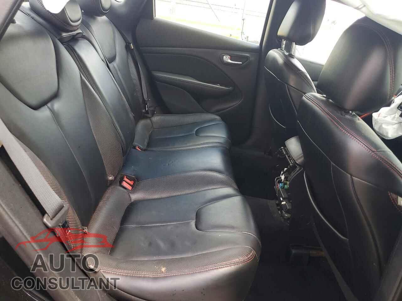 DODGE DART 2015 - 1C3CDFEB3FD300670