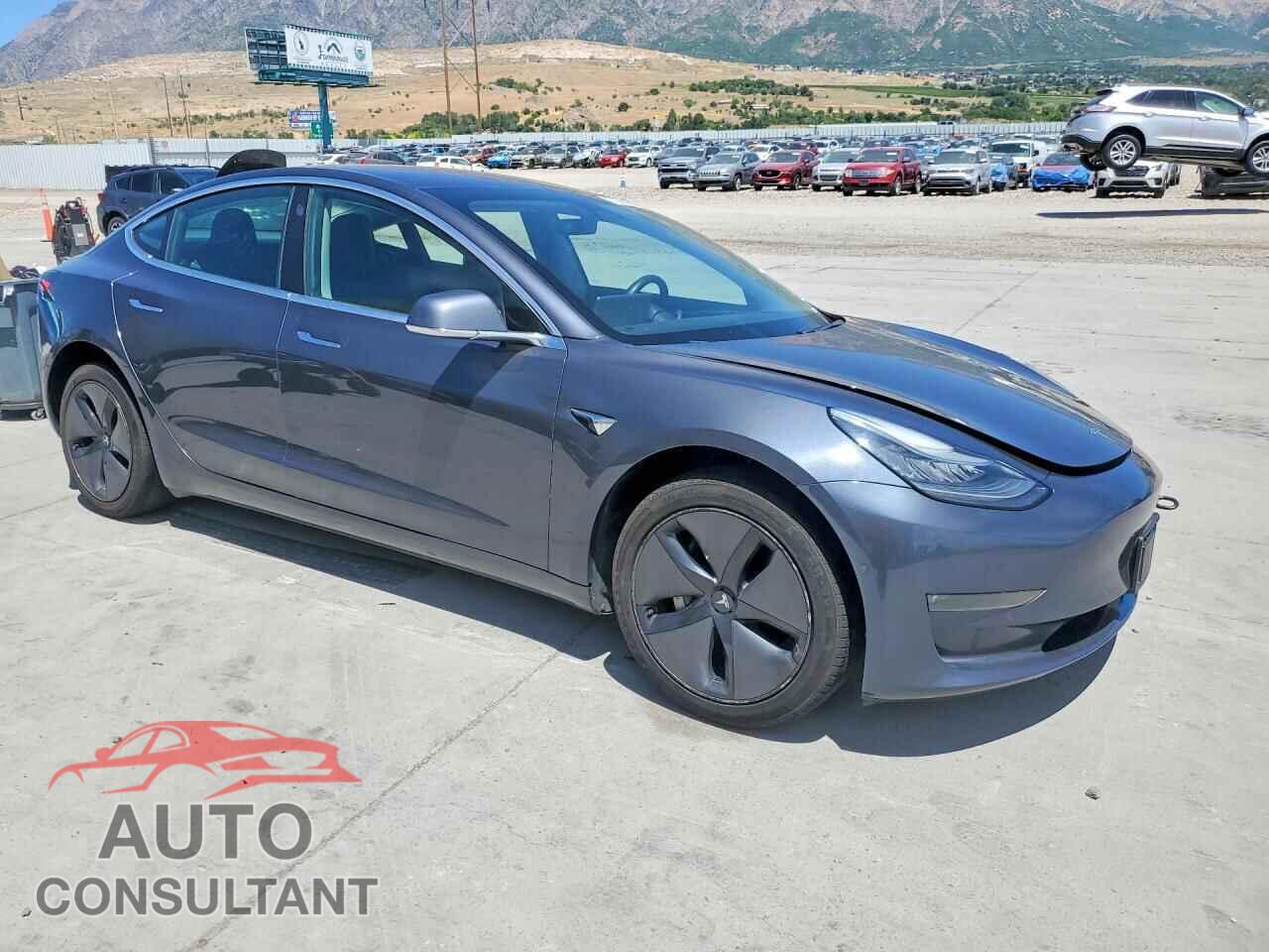 TESLA MODEL 3 2018 - 5YJ3E1EB5JF093180