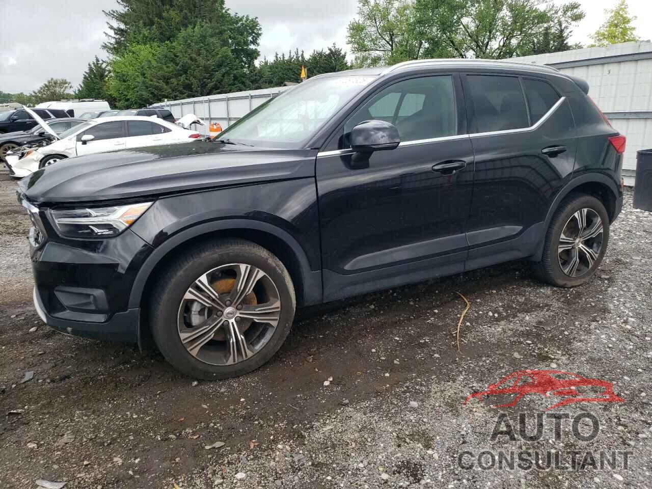 VOLVO XC40 2021 - YV4162UL8M2476443