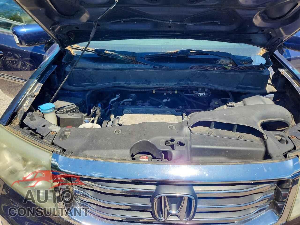 HONDA PILOT 2013 - 5FNYF4H96DB048959